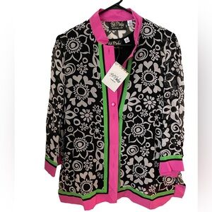 NWT Bob Mackie Wearable Art Blouse – Black & White Floral with Pink Trim